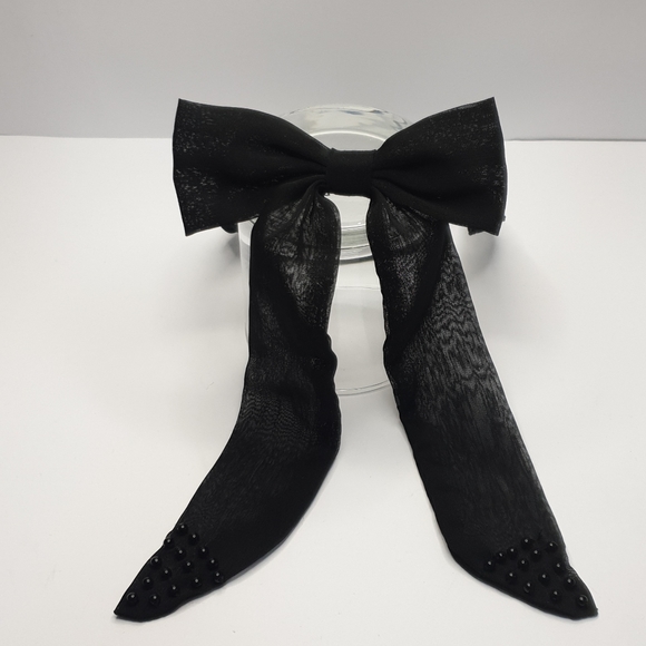 Black button up Bow collar Sheer material beaded - Picture 13 of 14